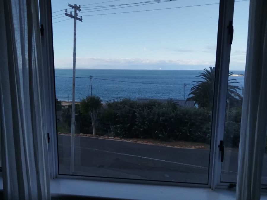 To Let 2 Bedroom Property for Rent in Bay View Village Western Cape